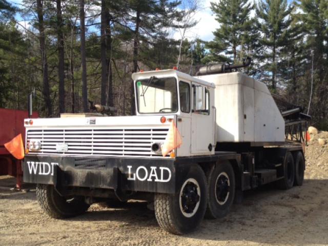 1975 Link-Belt HC-238 - Front